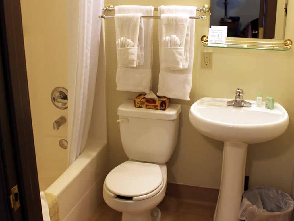 Hotel Selkirk 3*